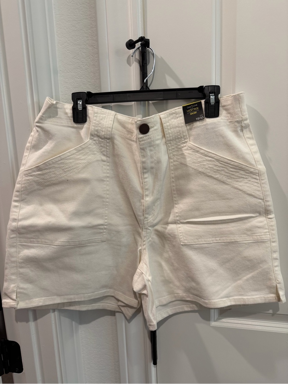one 5 one Off-White Utility Jean Shorts